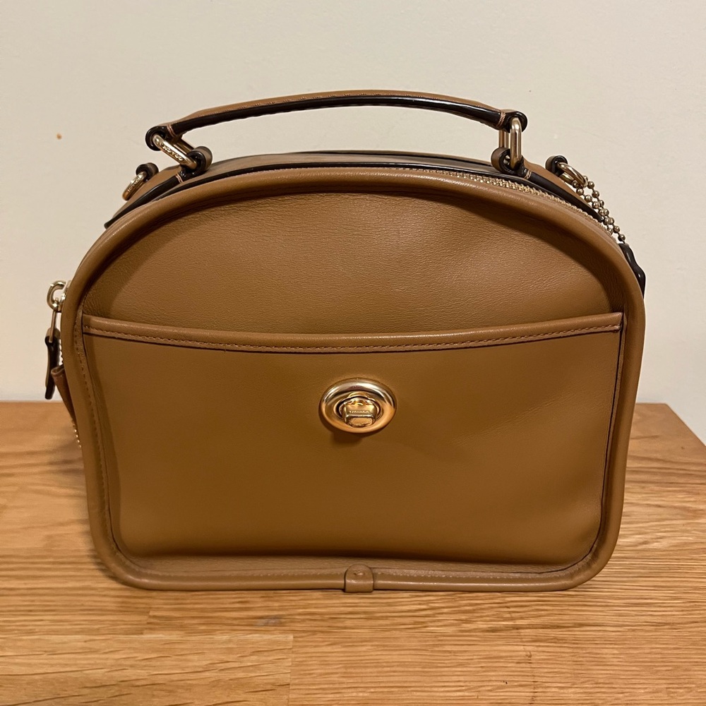Coach lunchpail bag
